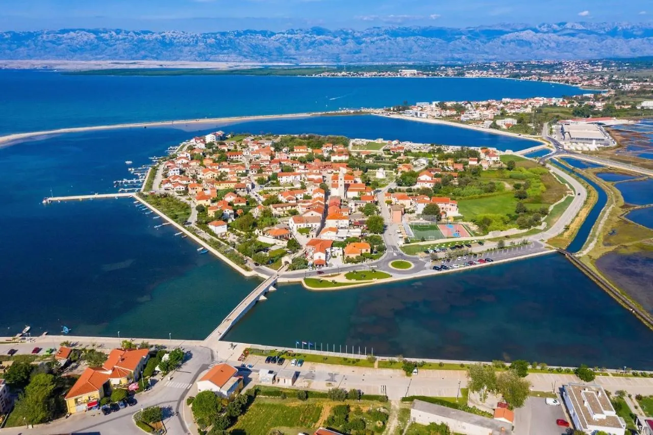 Apartments With A Parking Space Nin, Zadar - 15861 0*, Nin